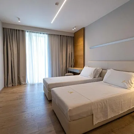 Hotel Navy 4*