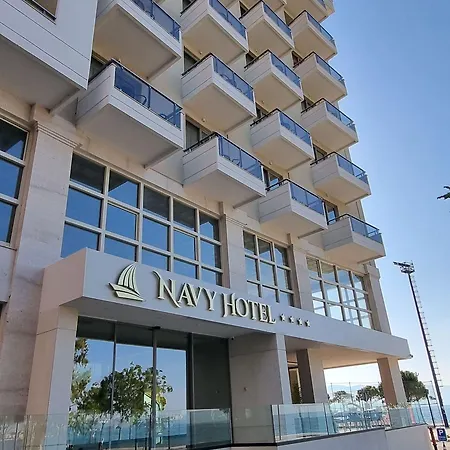 Navy 4*