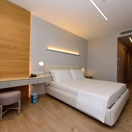 Hotel Navy Vlorë