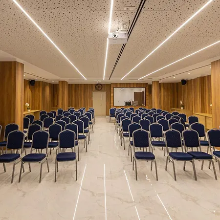 Navy Hotel Vlorë