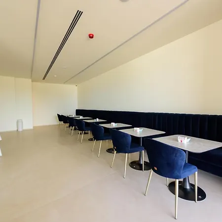 Navy Otel Avlonya