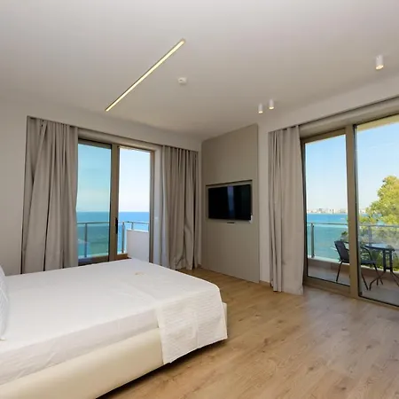 Hotel Navy