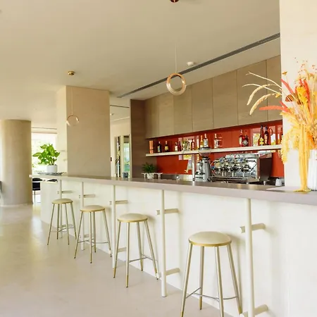 Hotel Navy 4*