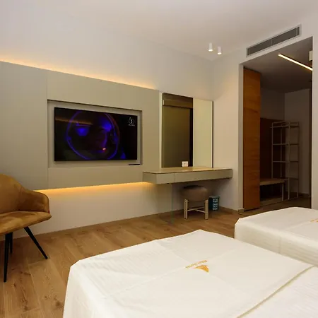 Navy Otel Avlonya