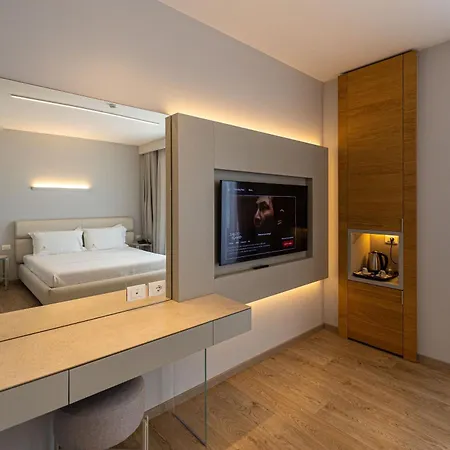 Navy 4* Vlorë