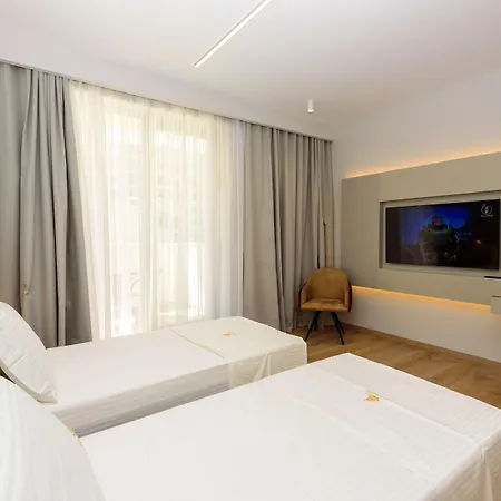 Hotel Navy 4*