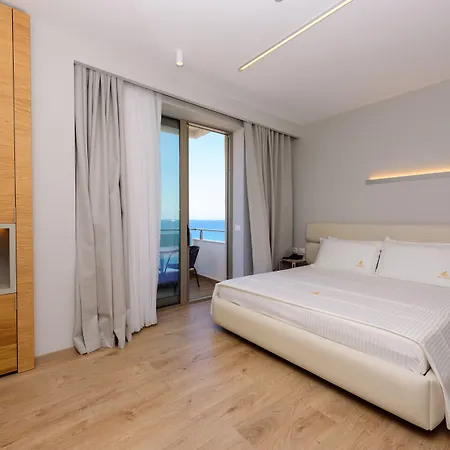 Hotel Navy